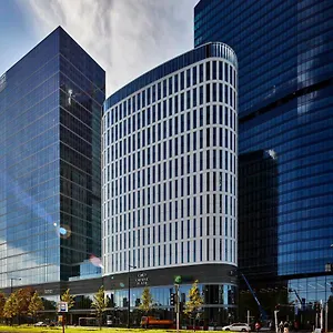 Express - - The Hub By Ihg Varsó